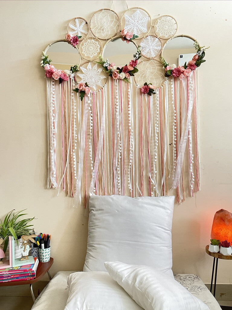 Wallhanging & Dreamcatcher with Flowers